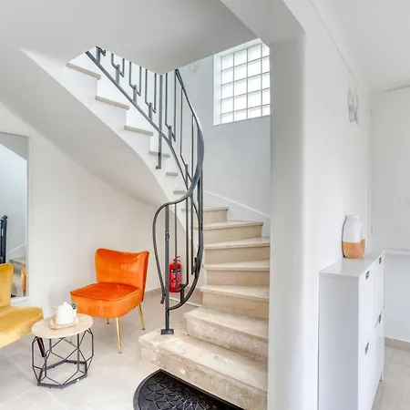Alix - Rer 5 Min - Cdg - Paris Nord