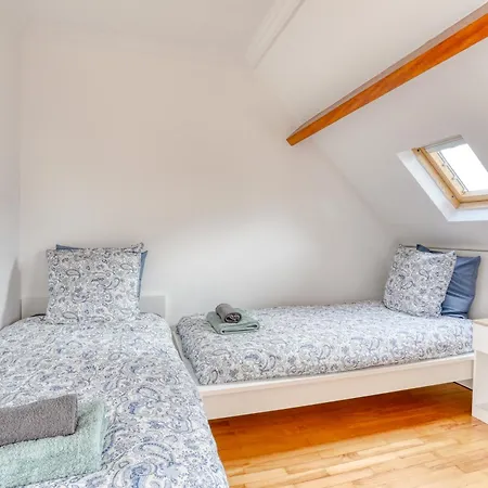 Villa Alix - Rer 5 Min - Cdg - Paris Nord